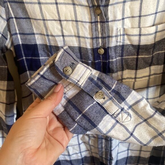 American Eagle boyfriend fit- softest-blue and white flannel size XS - Picture 9 of 12